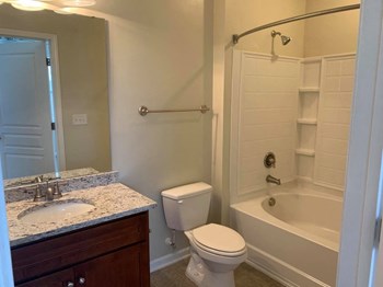 1001 Hayes Lane Suite 103 1-3 Beds Apartment for Rent - Photo Gallery 23