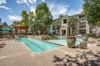 Resort Style Swimming Pool with Lap Pool at Hawthorne Riverside