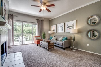Living Room at Hawthorne Riverside, New Braunfels, TX - Photo Gallery 14