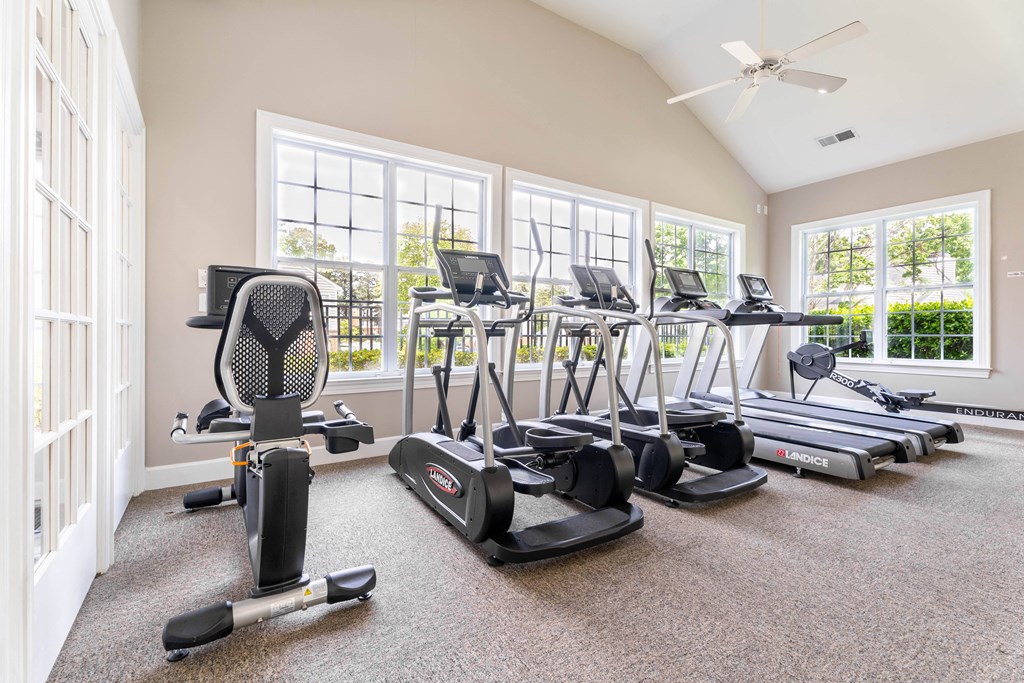 the gym at the preserve apartments