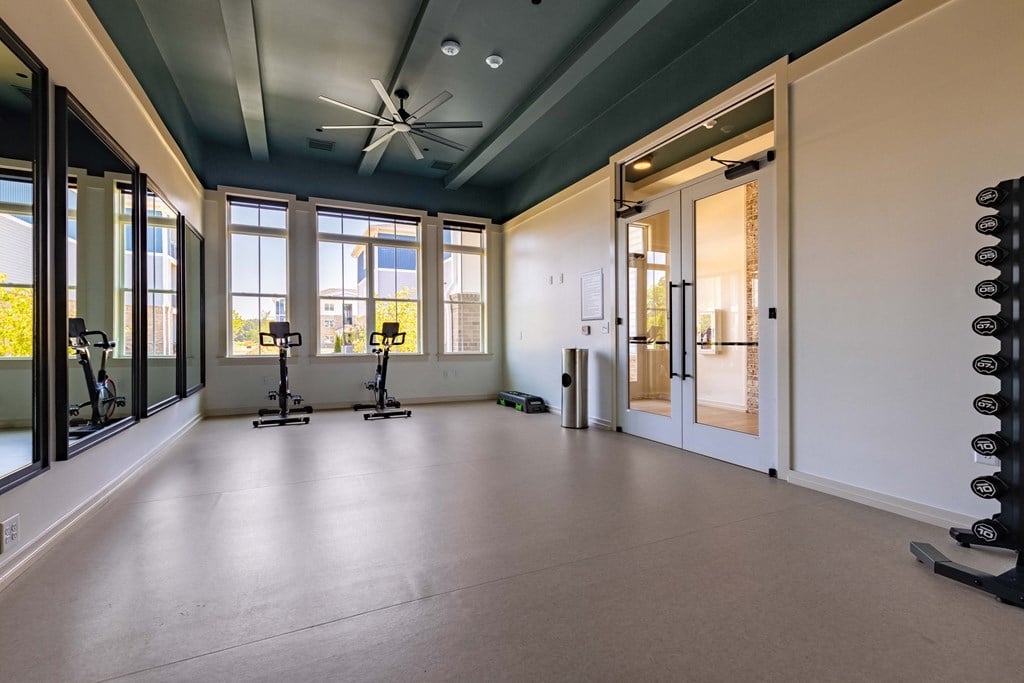 the preserve at ballantyne commons fitness room