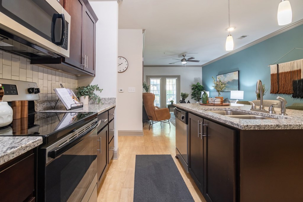 Hawthorne At The Summit