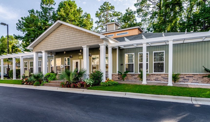 Hawthorne at Murrayville Clubhouse Exterior