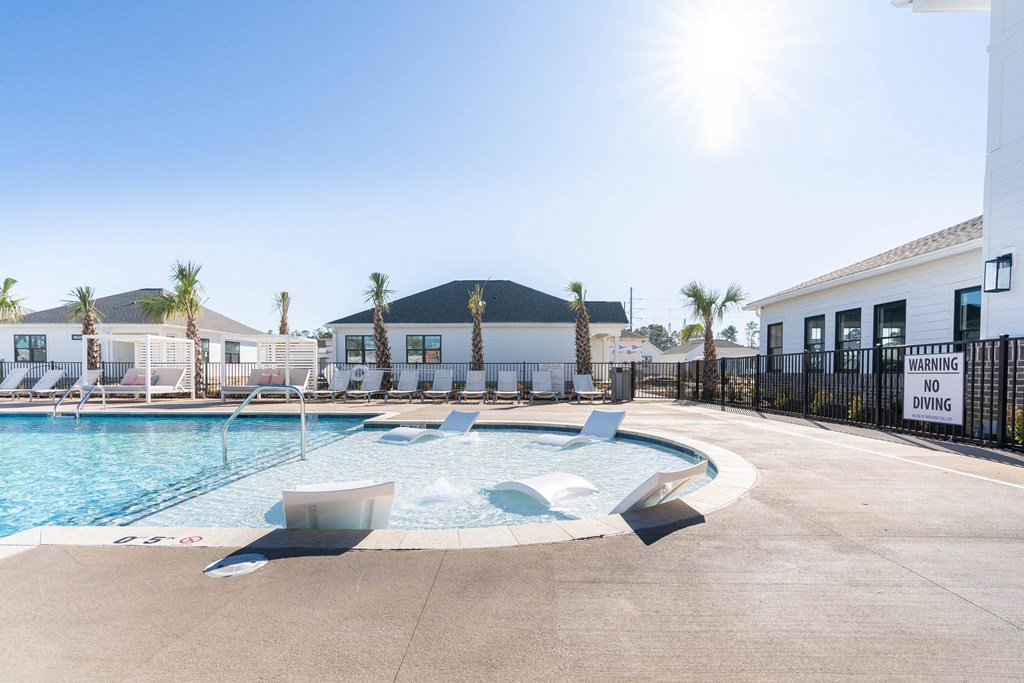 the pool at the preserve at polo apartments fl