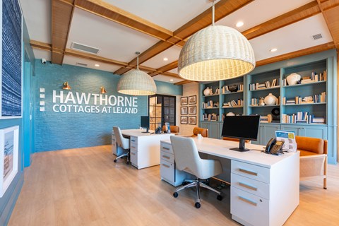 Hawthorne Cottages At Leland