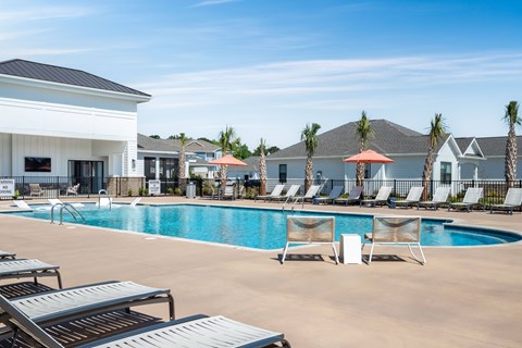 Hawthorne Cottages At Leland