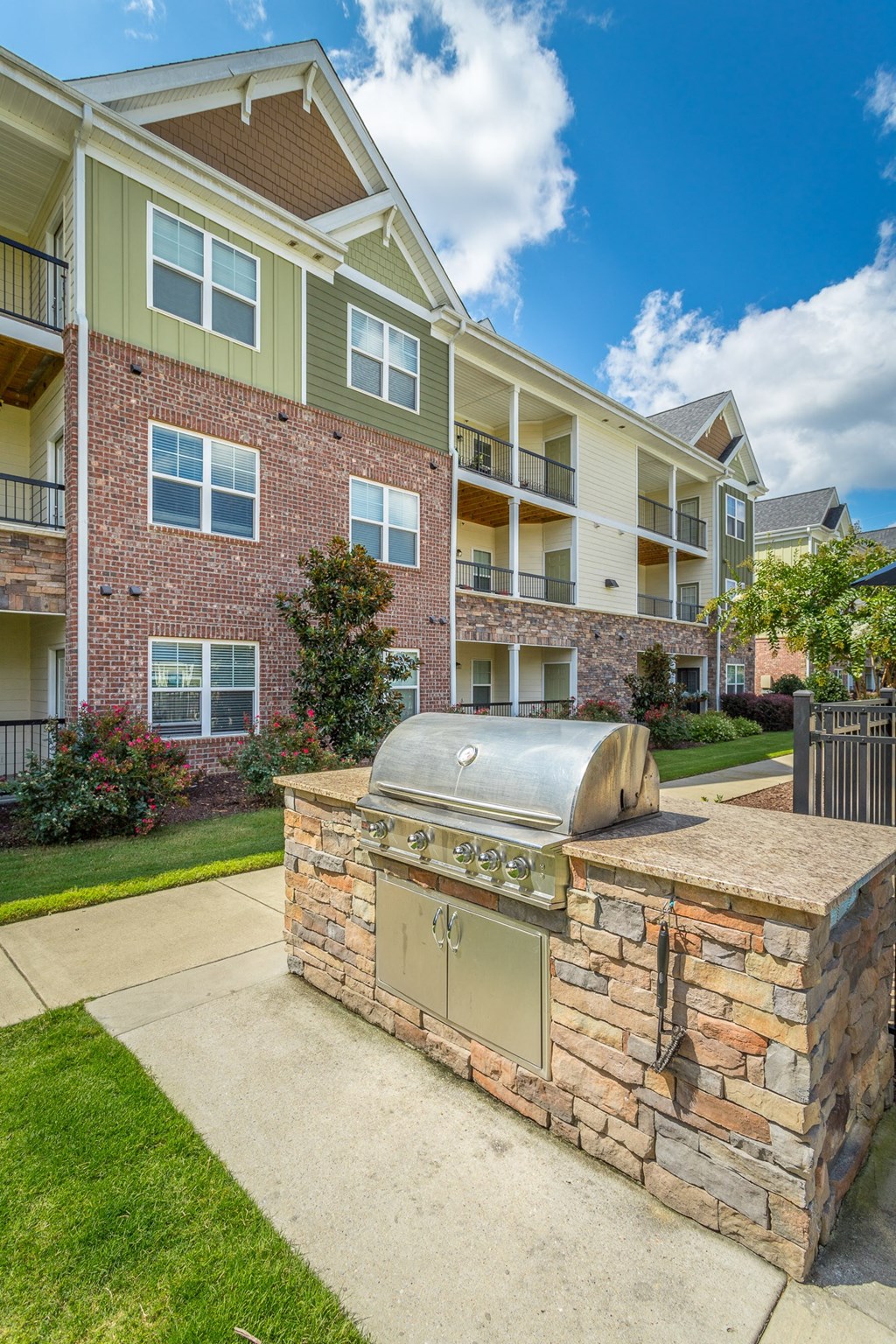 Hawthorne At The Summit