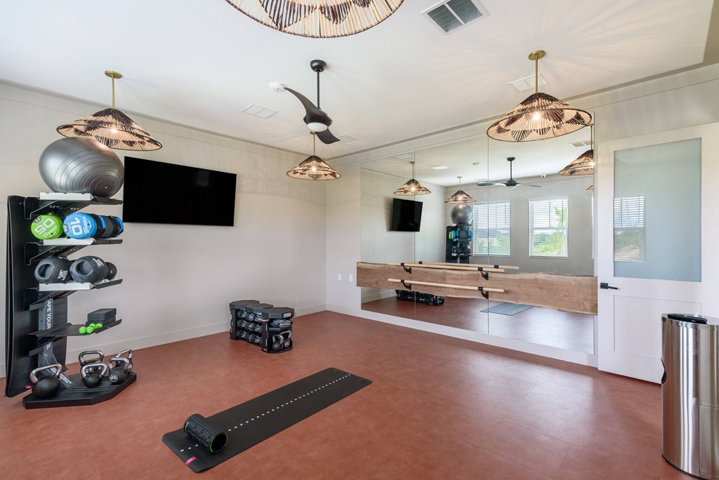 Hawthorne At The Crest