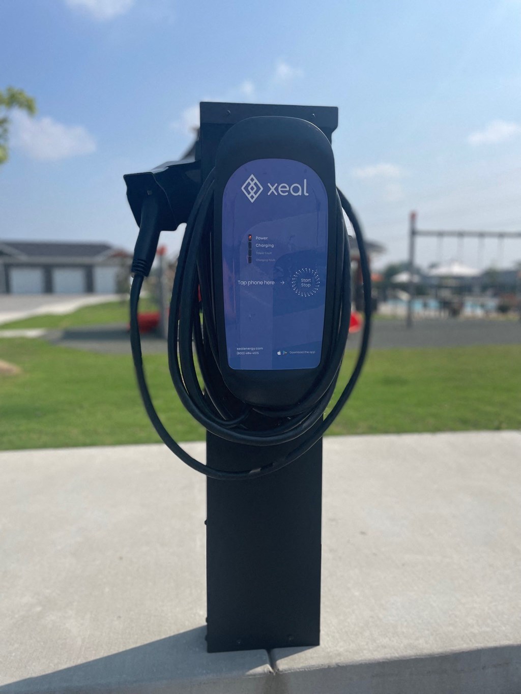 Hawthorne At The Crest