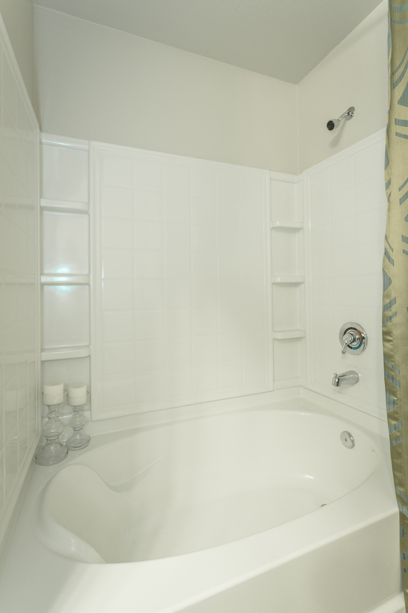 Over-Sized Garden Tubs at Amberleigh Ridge