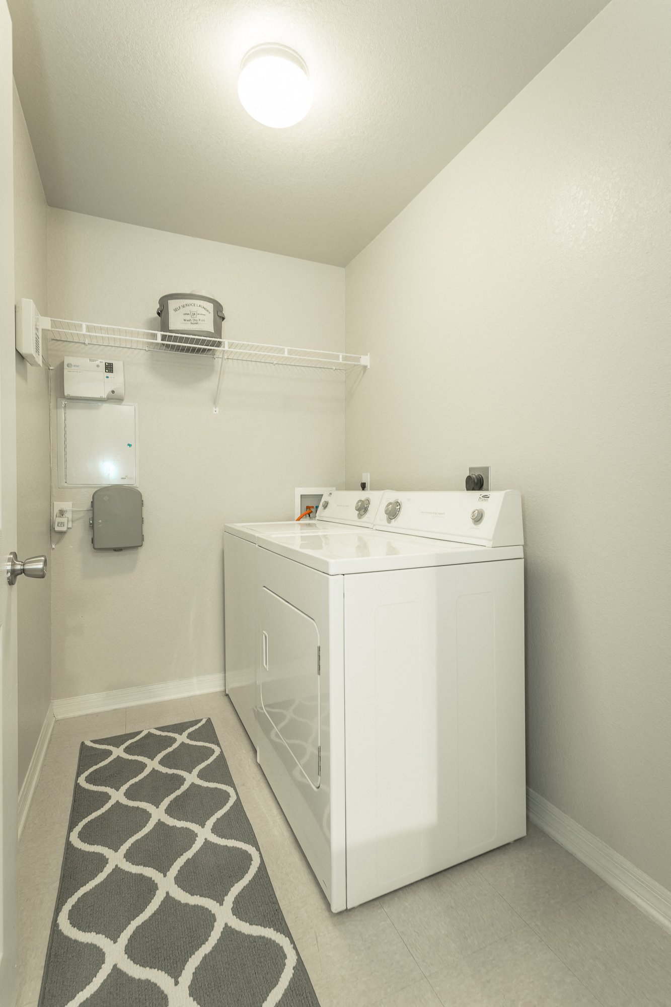 Washer and dryer at Amberleigh Ridge