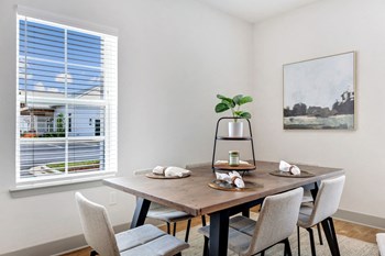 Anthem Apartments And Cottages