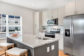 Anthem Apartments And Cottages