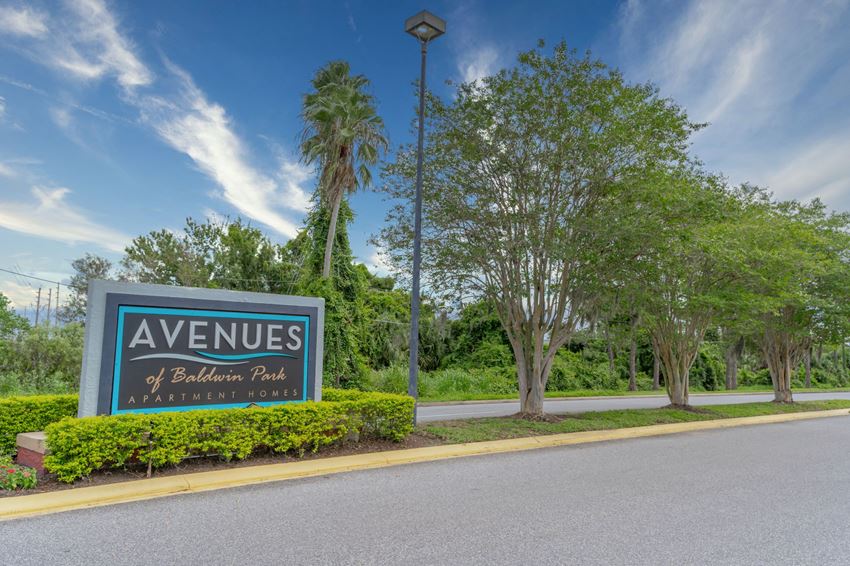 Welcome Home to The Avenues of Baldwin Park in Orlando, FL - Photo Gallery 1