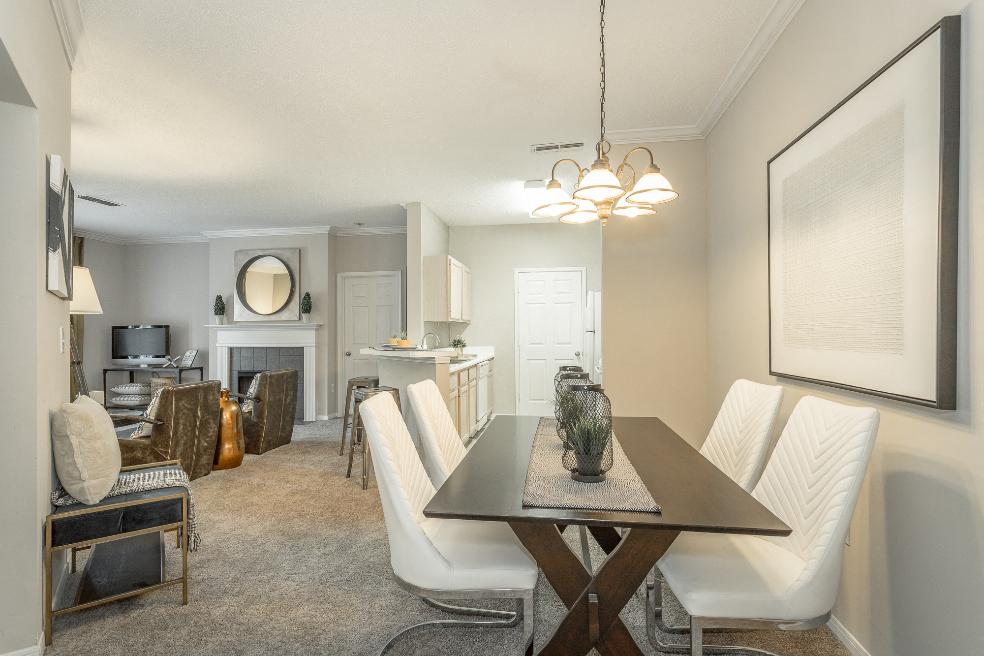 Avenues Of Lakeshore