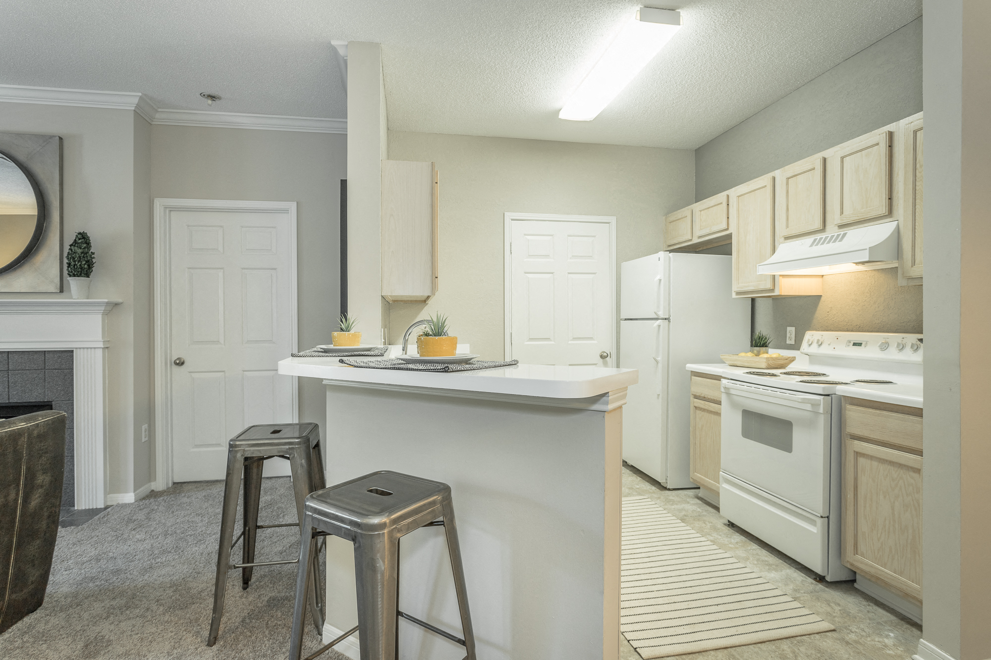 Avenues Of Lakeshore