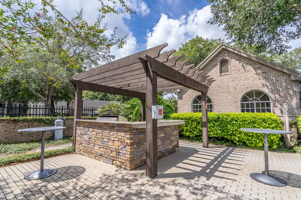 Grilling Station at Barber Park Apartments in Orlando, FL