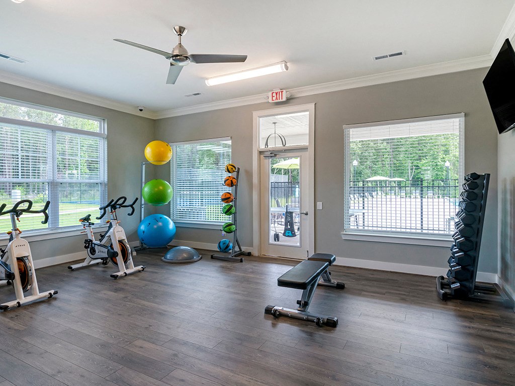 the preserve at ballantyne commons fitness room with exercise equipment
