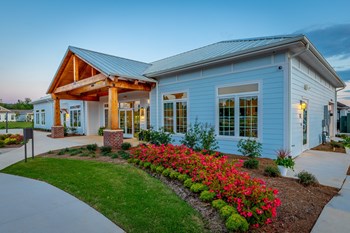 Anthem Apartments And Cottages