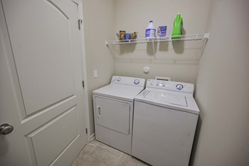 5418 Sirius Drive 1-3 Beds Apartment for Rent - Photo Gallery 33