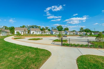 Anthem Apartments And Cottages
