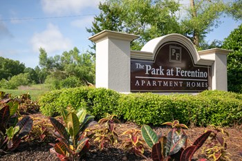 front property sign - Photo Gallery 3