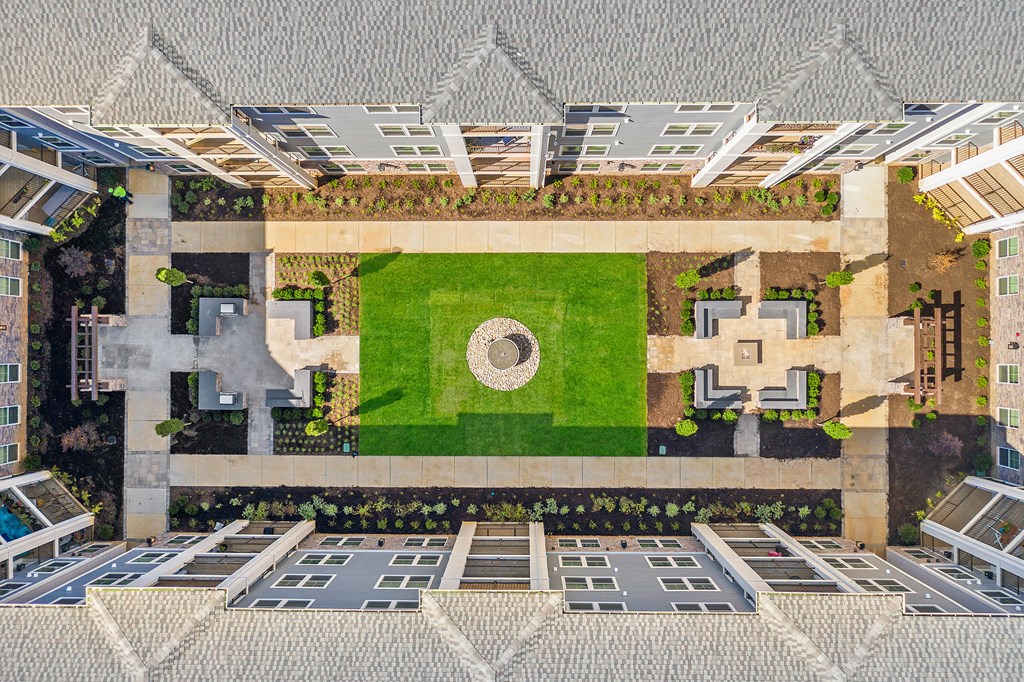 Courtyard at Hawthorne at Mills Gap in Asheville, North Carolina