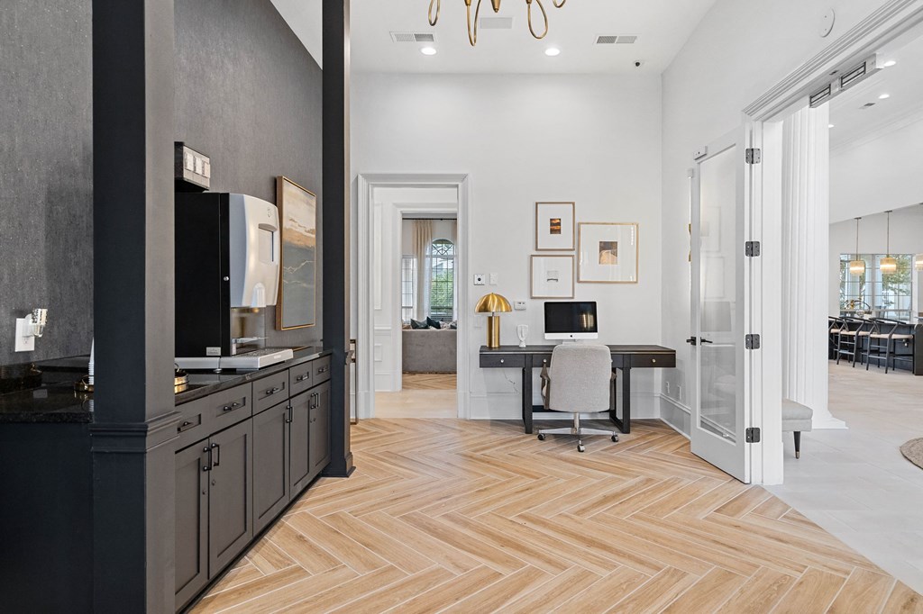 Cyber Café at Hawthorne at the Carlyle in Greenville, SC