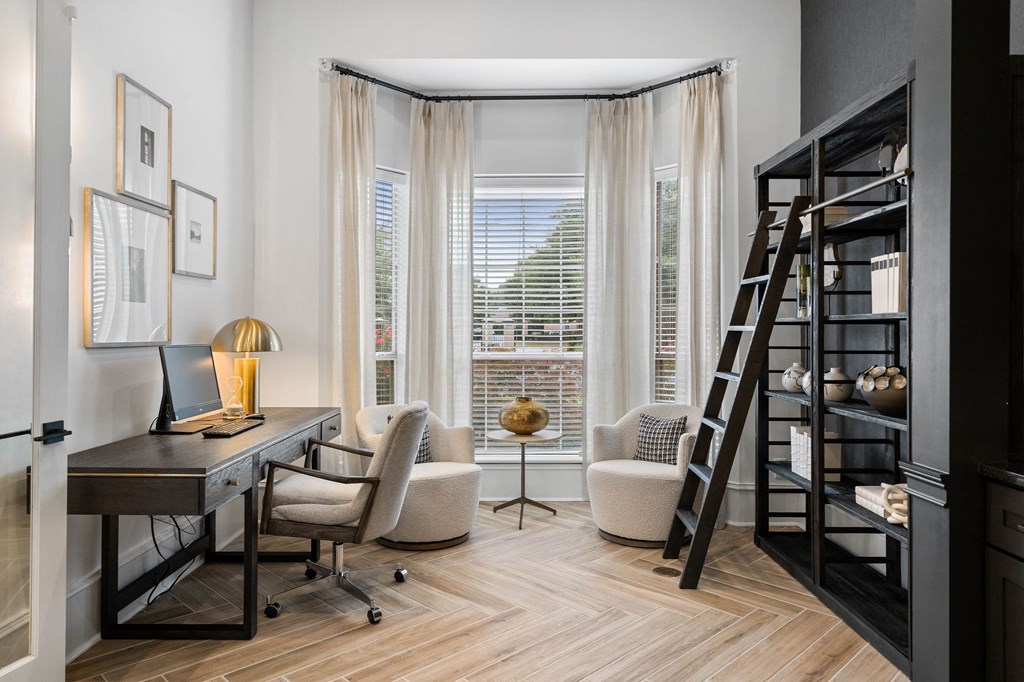 Cyber Café at Hawthorne at the Carlyle in Greenville, SC