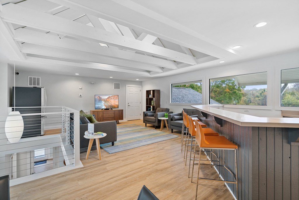 Resident Lounge at Hawthorne at Oak Ridge in Greensboro, NC