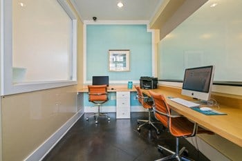 Cyber cafe at Hawthorne at the Greene Cyber cafe at Hawthorne at the Greene - Photo Gallery 5