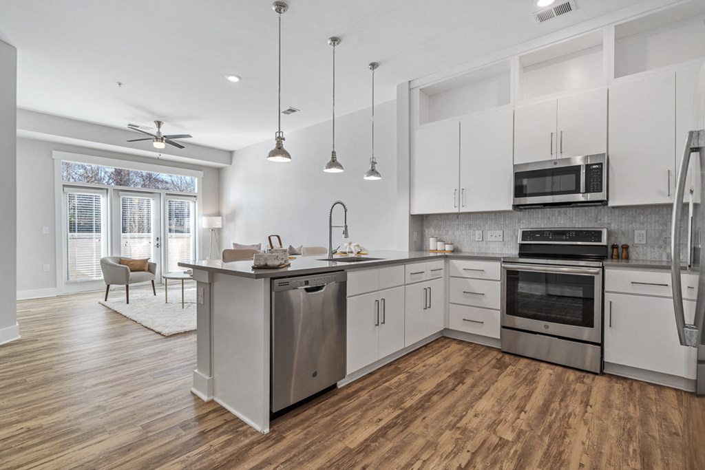 Huge kitchen open to living room hawthorne at friendly apartments greensboro NC