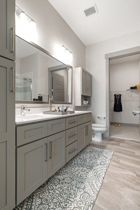 Stylish bathroom vanity Hawthorne at Friendly