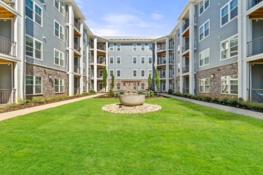 Courtyard at Hawthorne at Mills Gap in Asheville, North Carolina