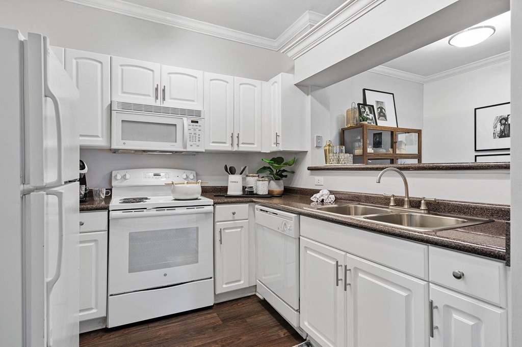 Fully-equipped kitchen at Hawthorne at the Carlyle in Greenville, SC
