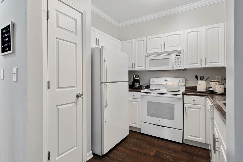 Fully-equipped kitchen at Hawthorne at the Carlyle in Greenville, SC