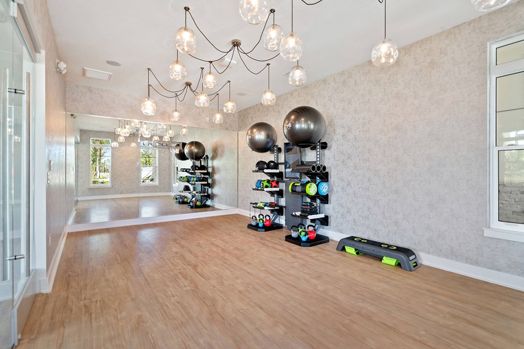 Oasis at Surfside Fitness Rom