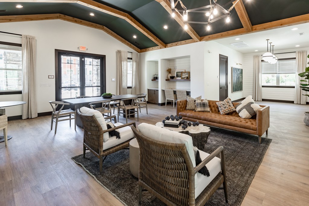 Hawthorne At Haywood