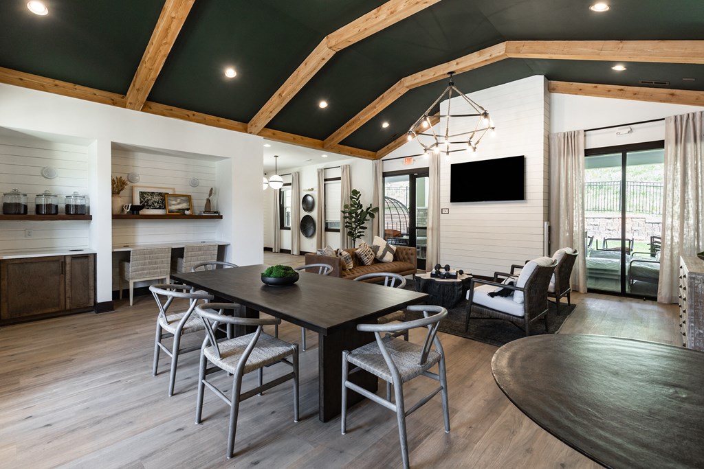 Hawthorne At Haywood