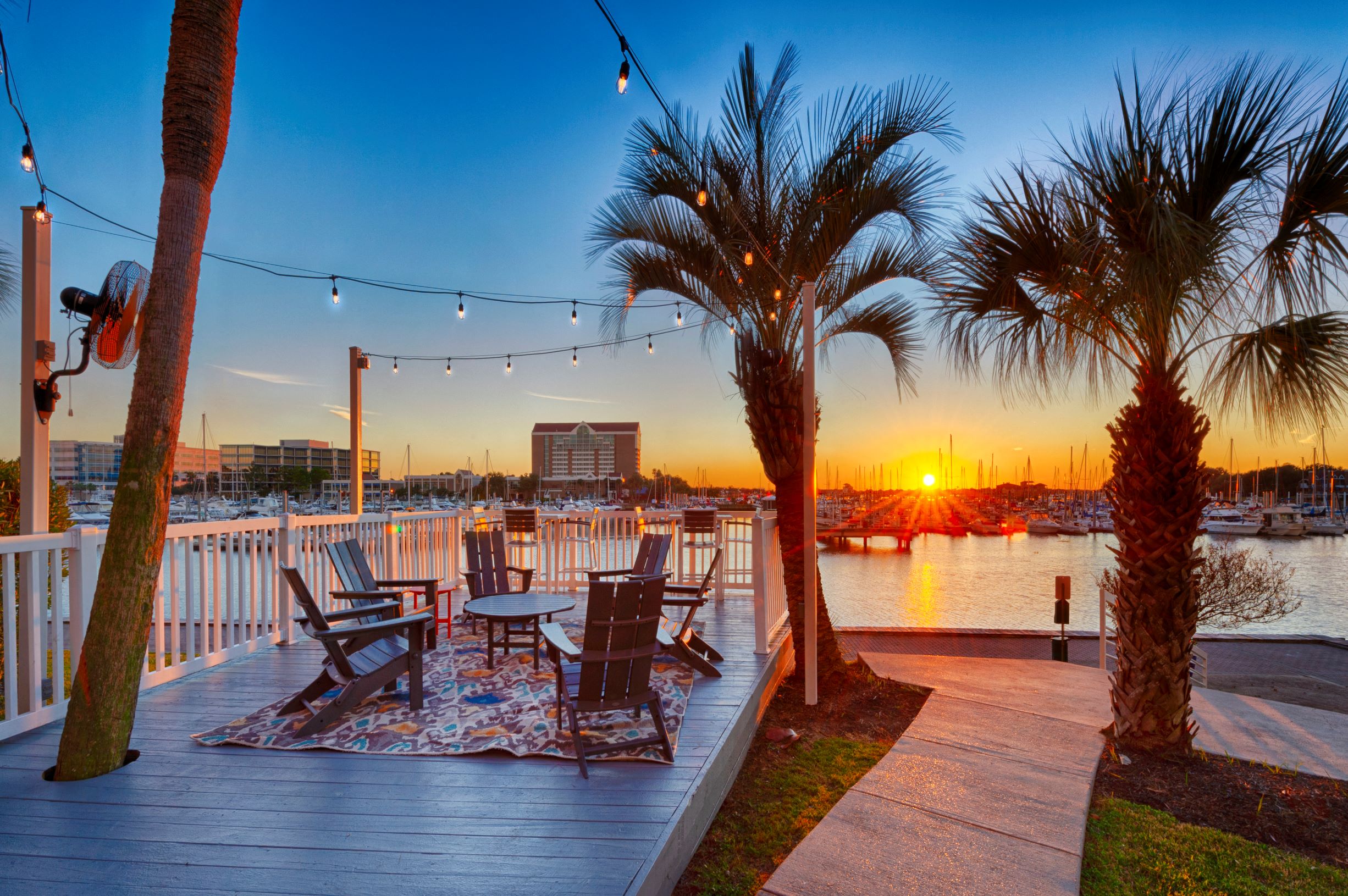 Hawthorne At South Shore