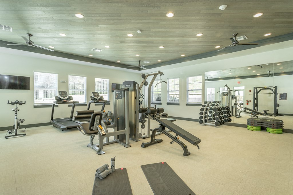 Amenities Fitness Center at Hawthorne at the W