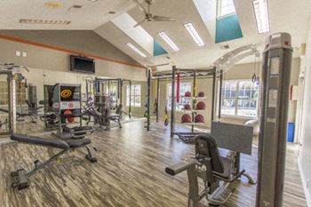 Fitness center at Hawthorne at the Park