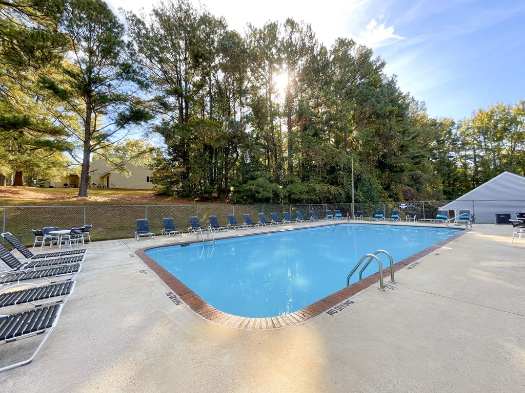 sparking swimming pool