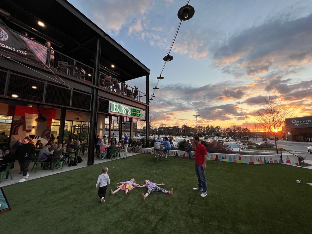 University Hill Apartments