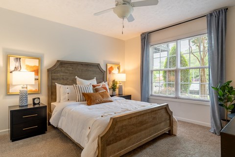 the preserve at ballantyne commons bedroom with large bed