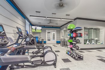 Elite Fitness Center at Crabtree Lakeside in Raleigh, NC - Photo Gallery 16