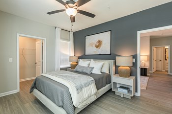 Accent color walls in each bedroom - Photo Gallery 5