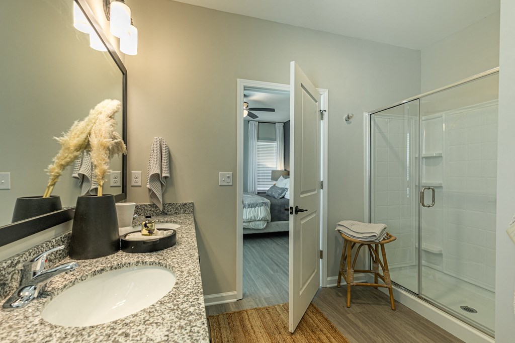 walk-in shower bathrooms