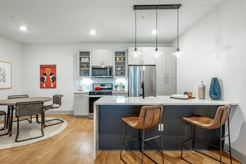 Anthem Apartments And Cottages