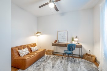 Anthem Apartments And Cottages